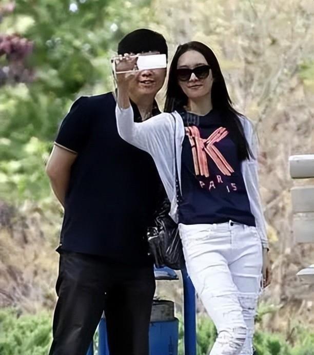 烟照曝光童瑶夫妻真实处境难怪她能走红澳门新葡京网站嫁给富商6年！一张吸(图12)