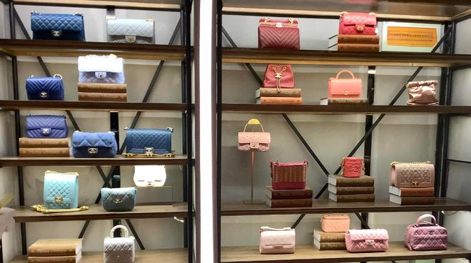 检正品库奢侈品打折更香了澳门新葡京唯品会接入中(图3)